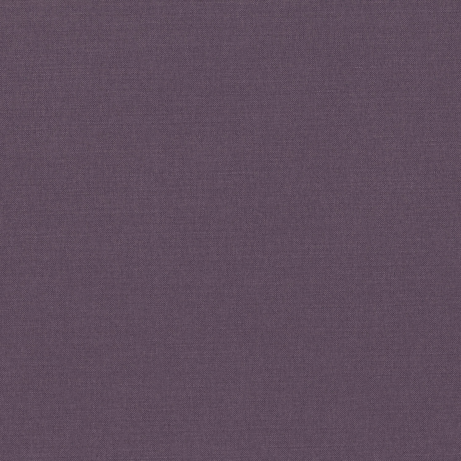 Tessuto Linara Romo Dewberry — campione Campione del tessuto Linara di Romo nella colorazione Dewberry, codice 2494/120: un viola profondo dal tono polveroso, misto lino in tinta unita alto 140 cm.