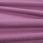 Tessuto Linara di Romo nella colorazione Violet drappeggiato, per mostrarne la caduta e la finitura spazzolata.