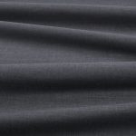 Tessuto Linara di Romo nella colorazione Grey Seal drappeggiato, per mostrarne la caduta e la finitura spazzolata.