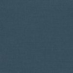 Campione del tessuto Linara di Romo nella colorazione Blueberry, codice 2494/198: un blu profondo dal tono polveroso, misto lino in tinta unita alto 140 cm.