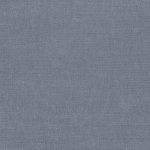 Campione del tessuto Linara di Romo nella colorazione Lead, codice 2494/237: un blu scuro dal tono polveroso, misto lino in tinta unita alto 140 cm.