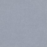 Campione del tessuto Linara di Romo nella colorazione Harbour Grey, codice 2494/326: un blu dal tono polveroso, misto lino in tinta unita alto 140 cm.