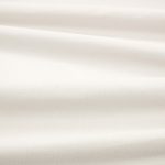 Tessuto Linara di Romo nella colorazione Aspen drappeggiato, per mostrarne la caduta e la finitura spazzolata.