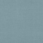 Campione del tessuto Linara di Romo nella colorazione Atlantic, codice 2494/451: un turchese dal tono polveroso, misto lino in tinta unita alto 140 cm.