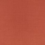 Campione del tessuto Linara di Romo nella colorazione Pimento, codice 2494/534: un rosso scuro dal colore intenso, misto lino in tinta unita alto 140 cm.