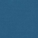 Campione del tessuto Linara di Romo nella colorazione Bilberry, codice 2494/55: un blu profondo, misto lino in tinta unita alto 140 cm.