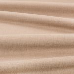 Tessuto Linara di Romo nella colorazione Truffle drappeggiato, per mostrarne la caduta e la finitura spazzolata.