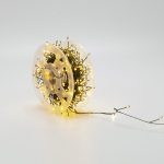 Catena luminosa Cluster da 20 m con 400 mini LED bianco caldo su filo di rame verde, confezione a rotolo, su fondo bianco