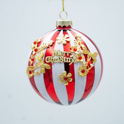 Palline di Natale in vetro bianche e rosse con farfalle in rilievo — 10 cm, fotografia del produttore: gli altri oggetti eventualmente presenti nella scena non sono compresi
