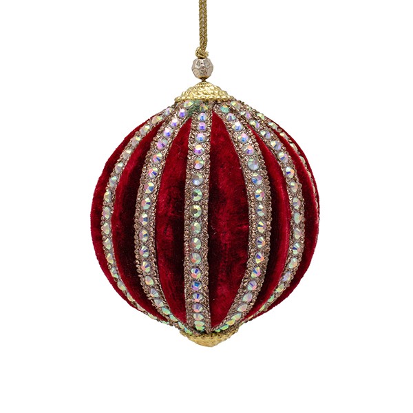 Pallina di Natale in velluto bordeaux con bordo di strass, fotografia su fondo bianco
