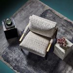 Tessuto Zola di Black Edition, collezione Nuala, colorazione Silver Birch 9105/01 — dettaglio