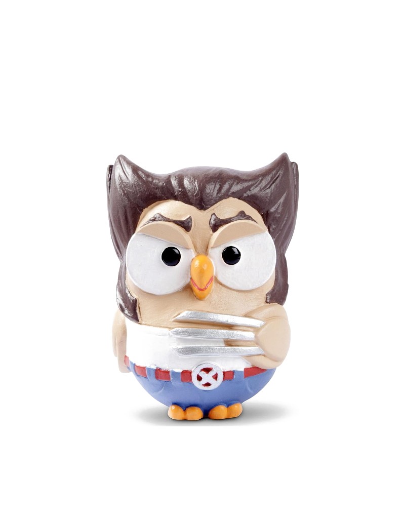 Statuina gufo Goofi Egan Super Wolvergoof in ceramica dipinta, su fondo bianco
