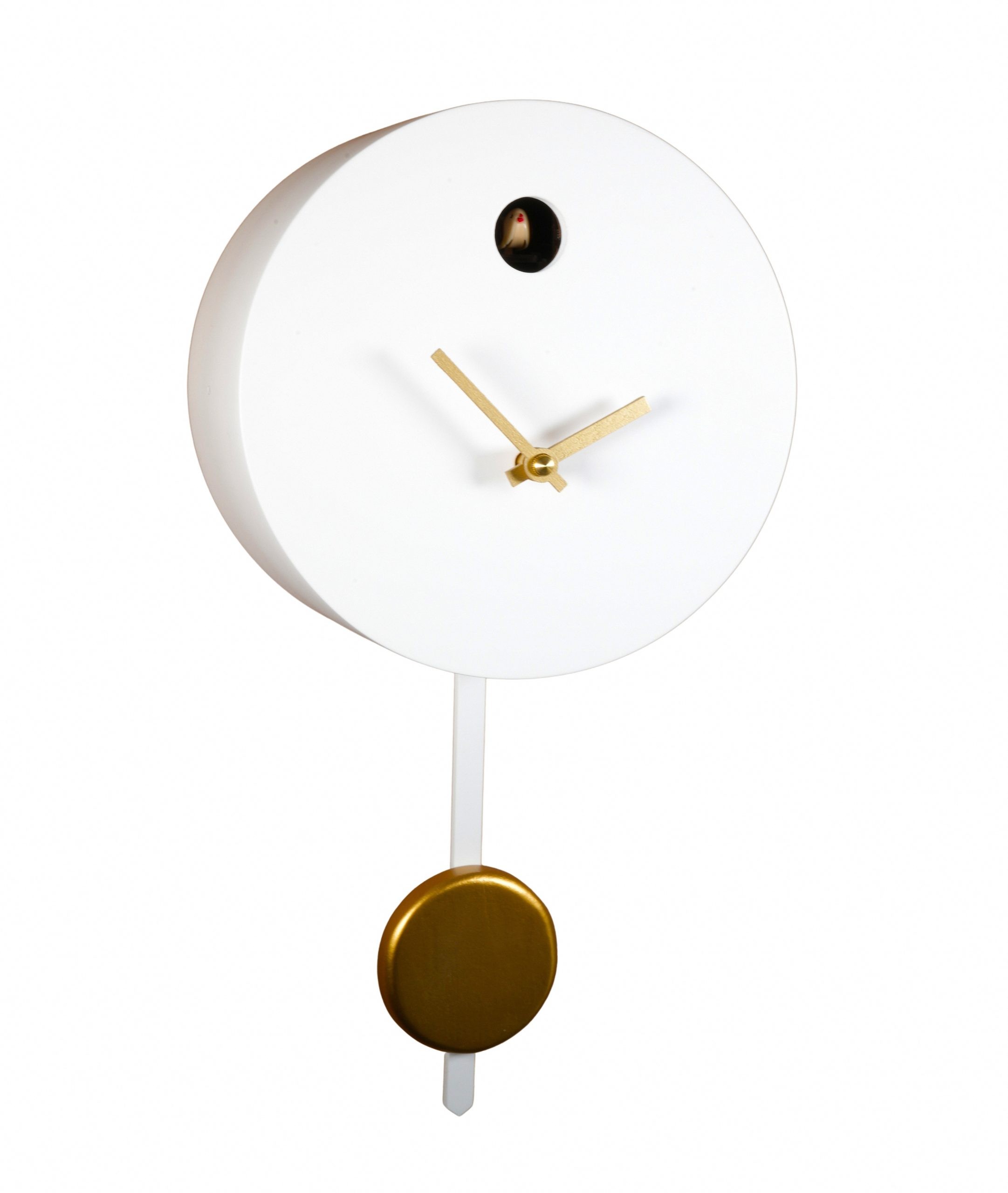 Orologio a cucù da parete moderno di forma circolare in legno verniciato bianco, lancette dorate, sportello del cuculo in alto e pendolo a bacchetta con lente color ottone