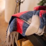 Plaid tartan Isabel in poliestere riciclato caramello e blu marine - immagine 6