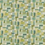 Campione del tessuto stampato in cotone e lino Nira della collezione Zaria di Villa Nova nella colorazione Canopy: blocchi ad acquerello nei verdi salvia, oliva e muschio, con tocchi di giallo, su fondo écru.