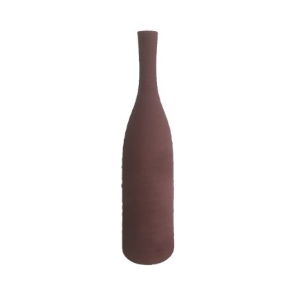 Vaso a bottiglia in ceramica color terracotta, 15 × 15 × 59 cm, su fondo bianco